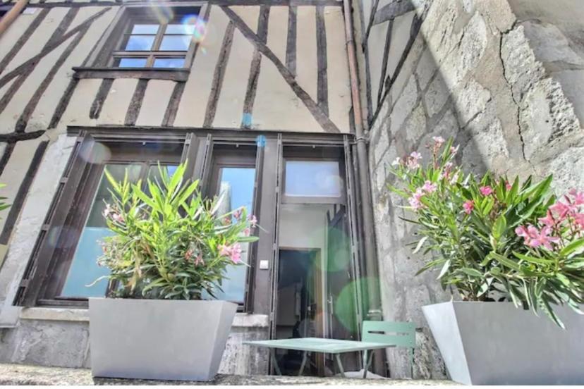 Ferienwohnung Le Backstage Bourges Exterior foto