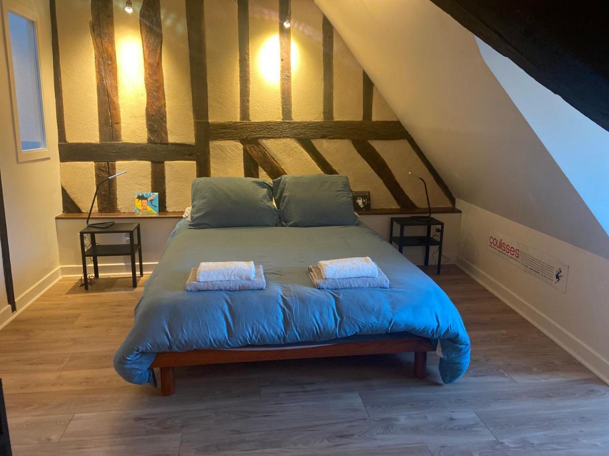 Ferienwohnung Le Backstage Bourges Exterior foto